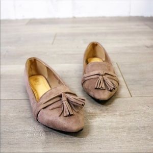 Preppy Tassel Loafer!